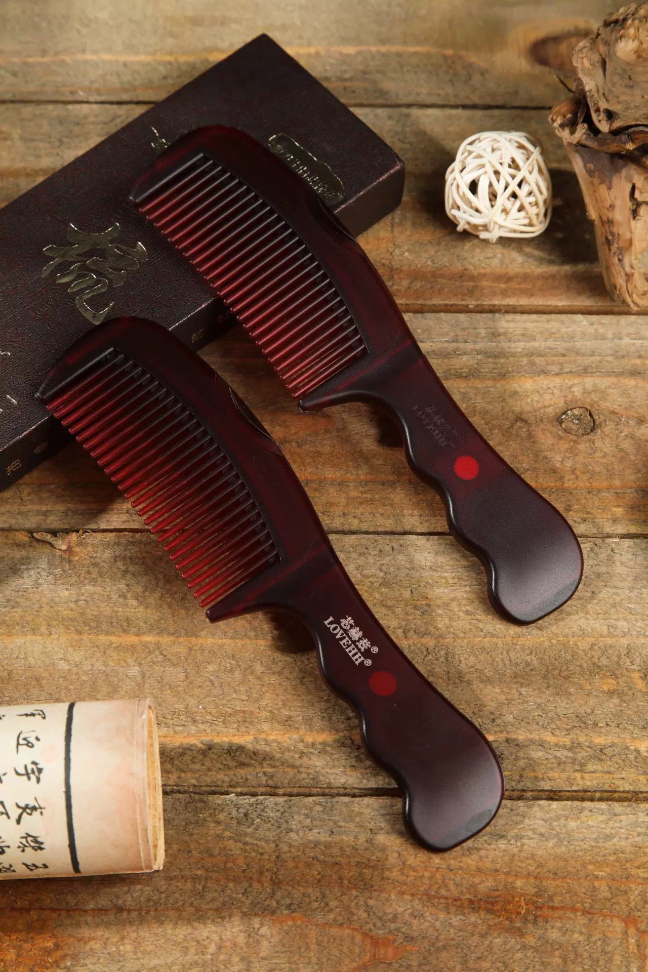 COMB | ZXUNASMR | LOVEHH | Core Hertz | New-generation magnetic therapy no rinse comb.