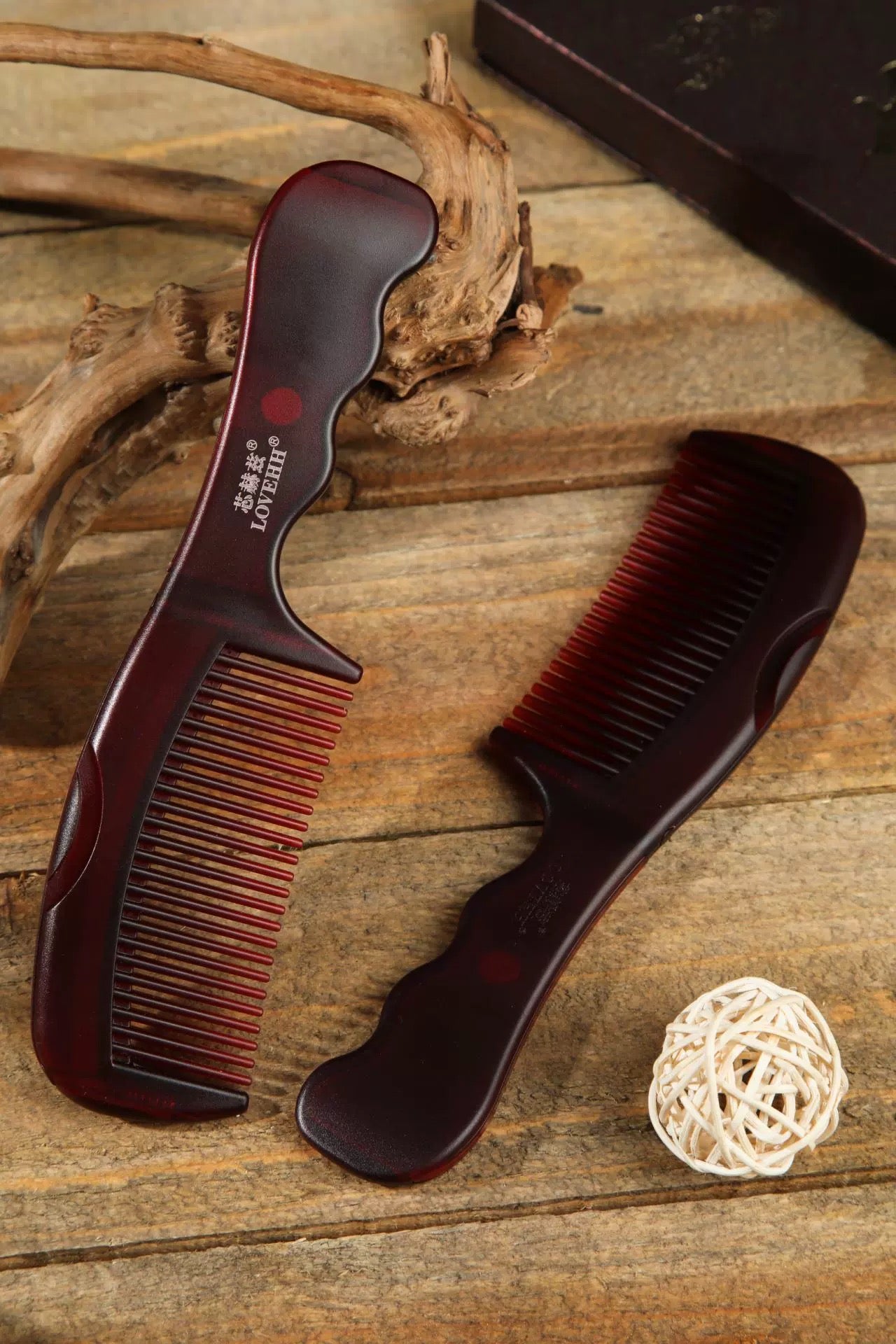 COMB | ZXUNASMR | LOVEHH | Core Hertz | New-generation magnetic therapy no rinse comb.