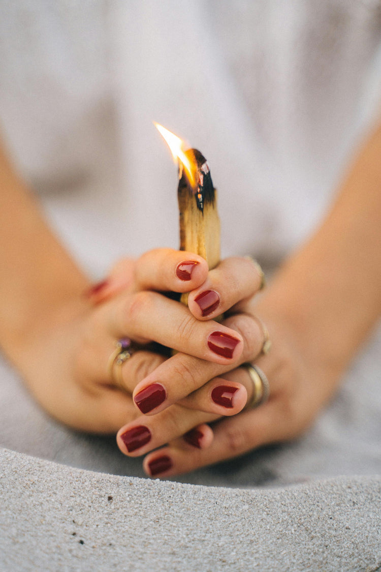 PRESS-ON NAILS